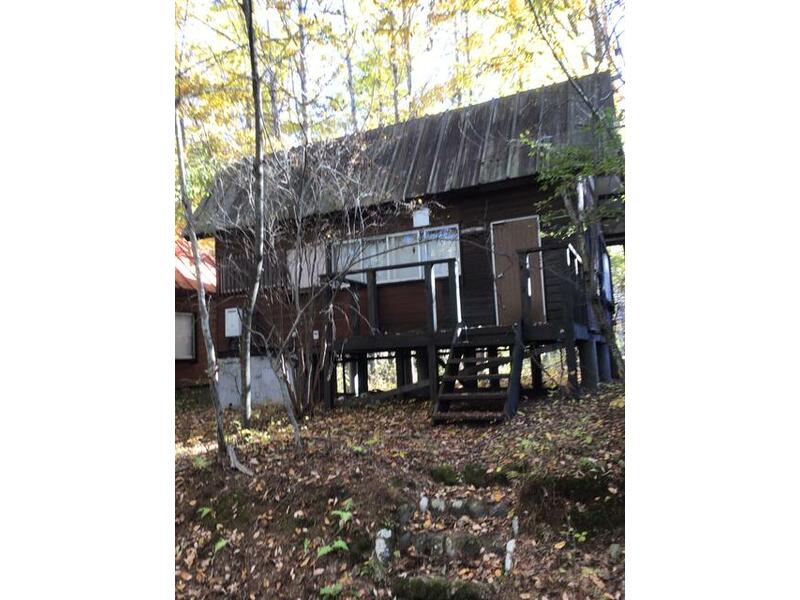 Azuma-gun, Tsumagoi-mura, Oaza Kamihara (Nakakaruizawa Station) Single-story building 2DK