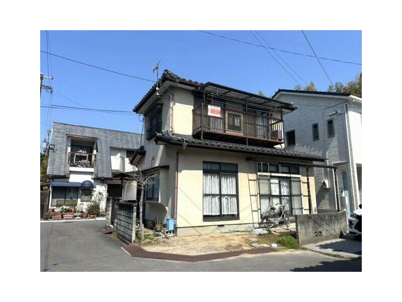 Matsuyama City, Koyama 4-chome (Nishi-Koyama Station) 2-story 4DK