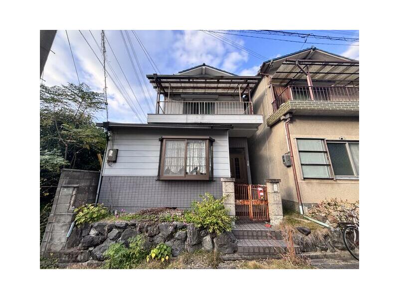 Tomitayama City, Nishibatamochi 2-chome (Tomitayama Nishiguchi Station) 2-story building 3DK