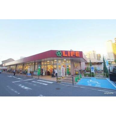 ライフ 大淀中店 距離：488m