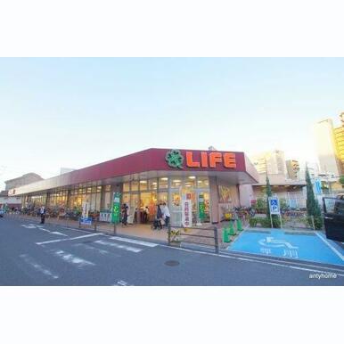 ライフ 大淀中店 距離:488m