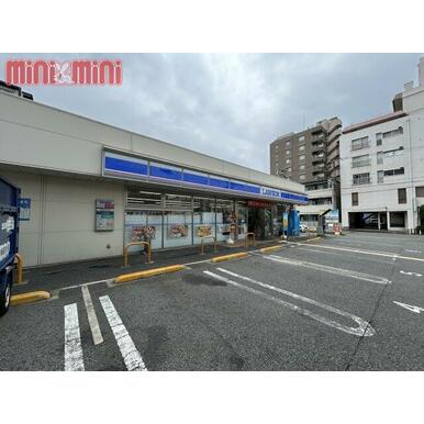 ローソン　淀川通塚本店 距離：72m