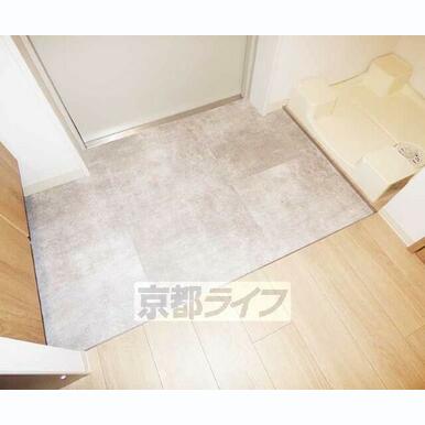 広い玄関です。