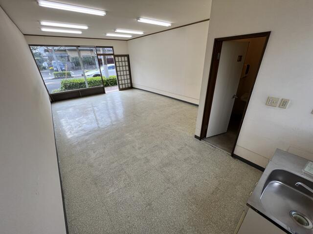 小田原市鴨宮　美容室内テナント募集！4坪程度の小さなテナント アットホーム】鴨宮駅の貸店舗・空き店舗・テナント物件情報 - 神奈川