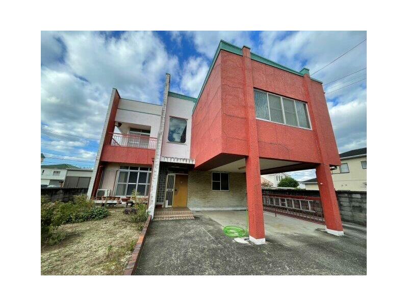 Hoshibaracho, Niihama-shi (Niihama Station) 2F 6LDK

5,000,000 yen