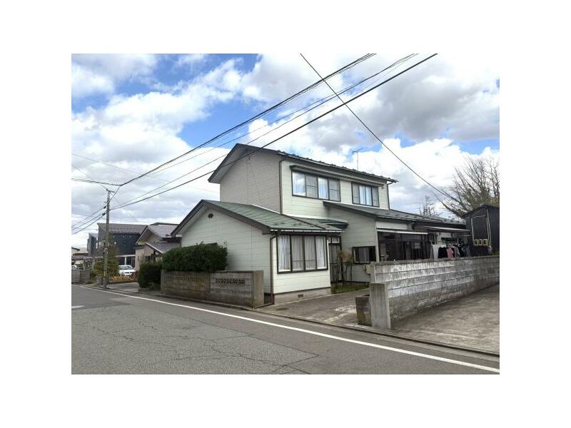 Akita City, Shin'ya Motomachi (Shin'ya Station) 2-story building 6LDK