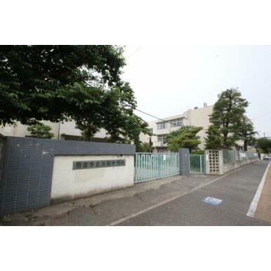 西宮市立浜脇中学校 距離:500m