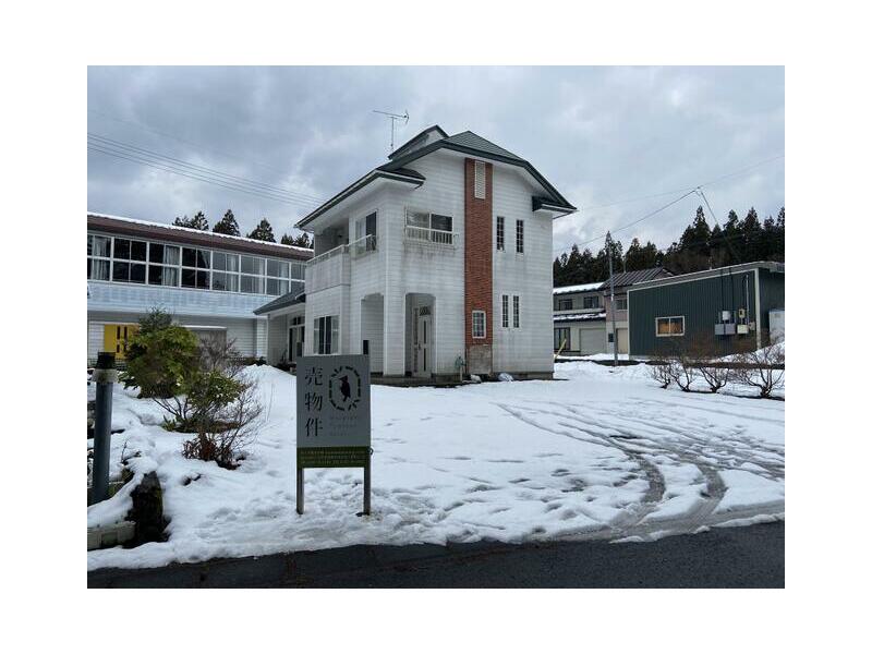 Atago, Iwate Wakayanagi, Oshu City (Mizusawa Station) 2-story 4LDK