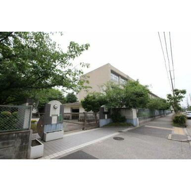 西宮市立今津中学校 距離:1,000m