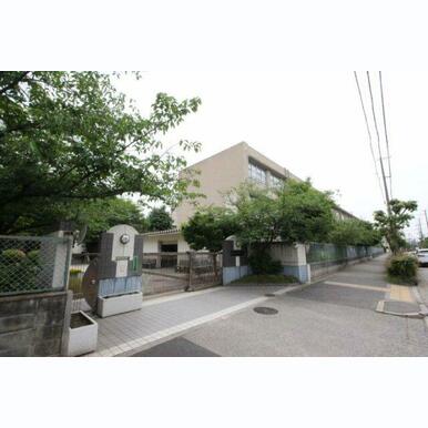 西宮市立今津中学校 距離:1,000m