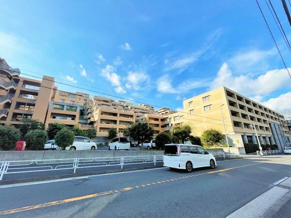 東急ドエル横浜ヒルサイドガーデン弐番館 4階 2sldk 横浜市保土ケ谷区の中古マンション アットホーム マンション購入の情報 東急ドエル横浜ヒルサイドガーデン弐番館 4階 2sldk 横浜市保土ケ谷区の中古マンション アットホーム マンション購入の情報
