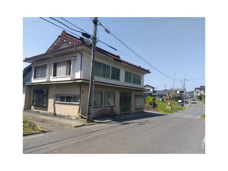 Iwasaki, Kamigou Town, Tono City, 12 Chiwari (Iwaite Kamigou Station) 2-story 9DK