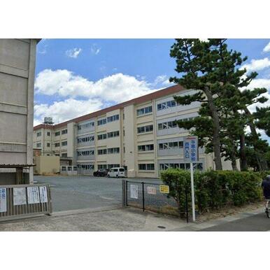 浜松市立与進小学校 距離:1,325m