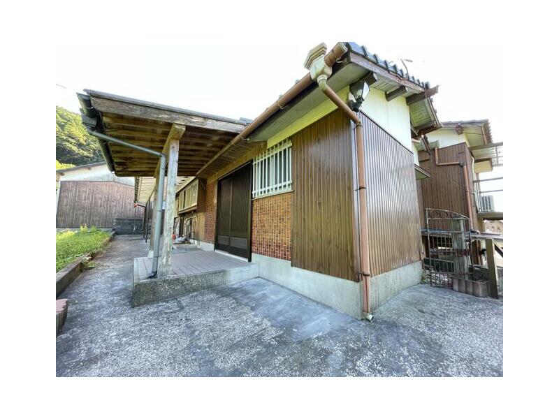 Sasebo City, Yoshioka-cho 2-story 7DK