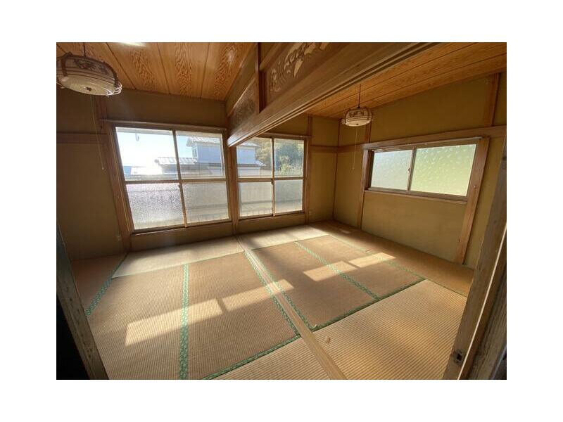 Kurikoma Nakano Nishi Ueno, Kurihara-shi, Kurihara 2F 8K

2,000,000 yen