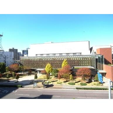 長崎市立図書館 距離：1,435m