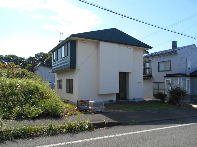 Cheap house for sale in Muroran, Hokkaido