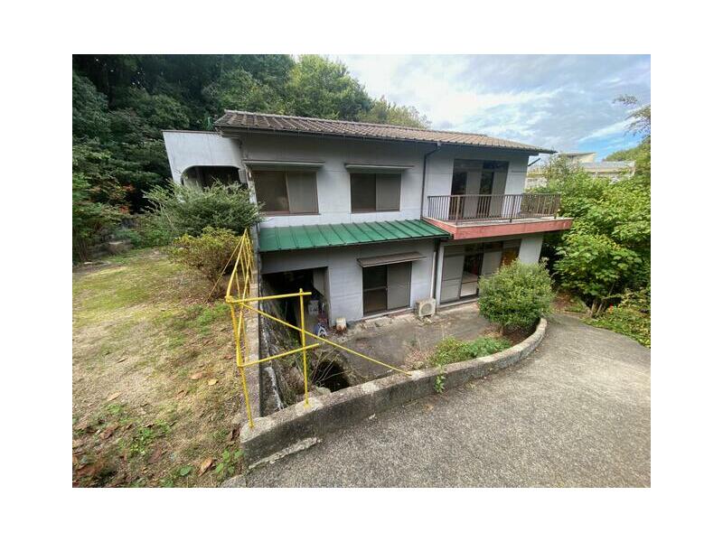 Kurihara Higashi 1-chome, Onomichi City (Onomichi Station) 2-story 5LDK