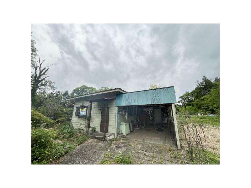 Nikko-shi, Nikko (Shimono-Osawa Sta.) Single-story building, 3LDK

1,680,000 yen
