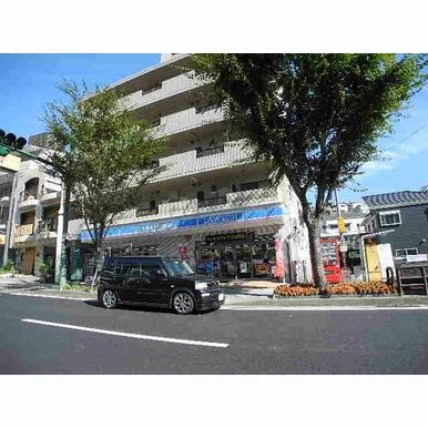 ローソン 長崎西山町店 距離:136m
