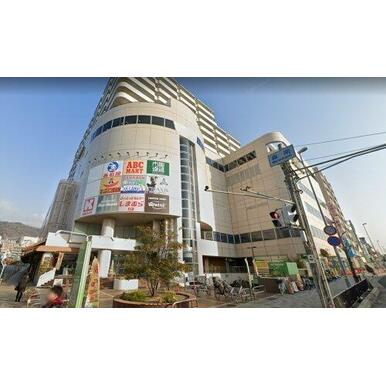 SeLVA(セルバ)甲南山手 距離：1,109m