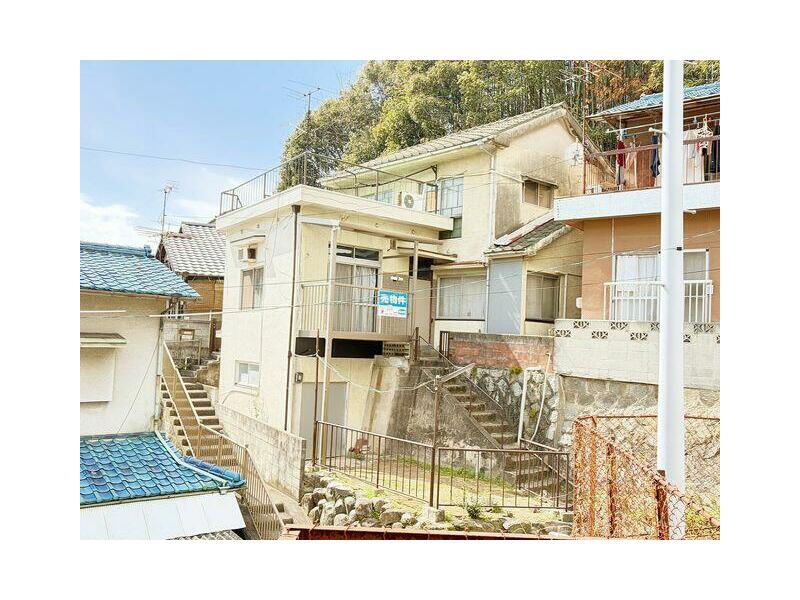 Onomichi City, Nishikubo-cho (Onomichi Station) 2 stories above ground and 1 basement, 5SDK