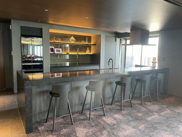 Luxury BAR KAWASAKI>