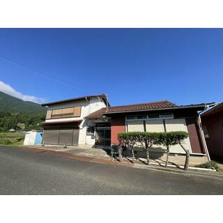 Miyazu City, Yura-cho (Tango Yura Station) single-story building with 4 rooms and a kitchen sells for 3.8 million yen.