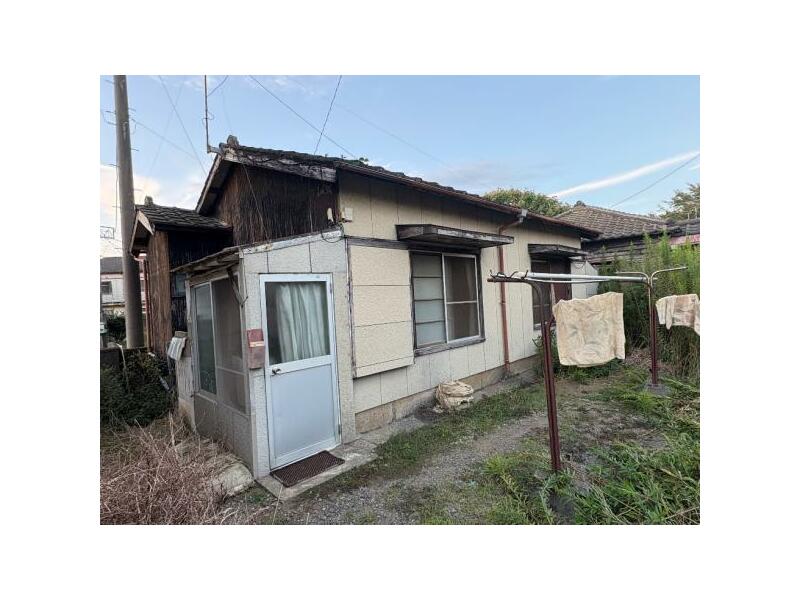 Choshi-city, Choshi (Kannon station) 6DK, single story house

1.6 million yen