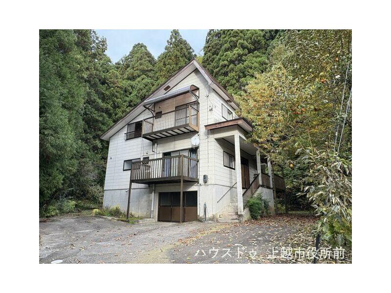 Yokokawa, Urakawara District, Joetsu City (Urakawara Station) 3-story 4DK