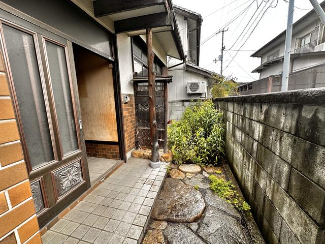土地&amp;家屋  二階建て    香川県さぬき市 さぬき市志度（香川県）から中古住宅・中古一戸建てを探す