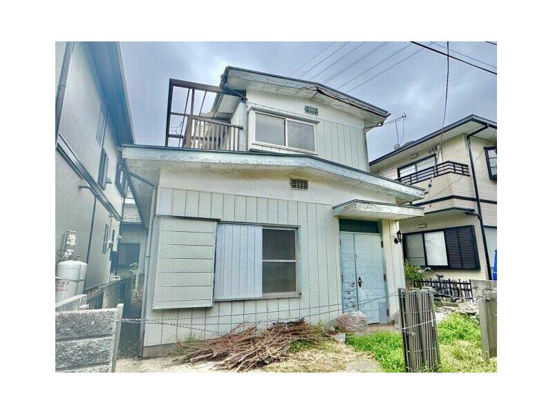 Toride-shi, Toride (Fujishiro Sta.) 2F 4DK

2.3 million yen