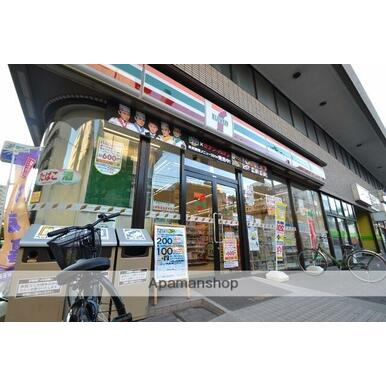 セブンイレブン 距離:495m