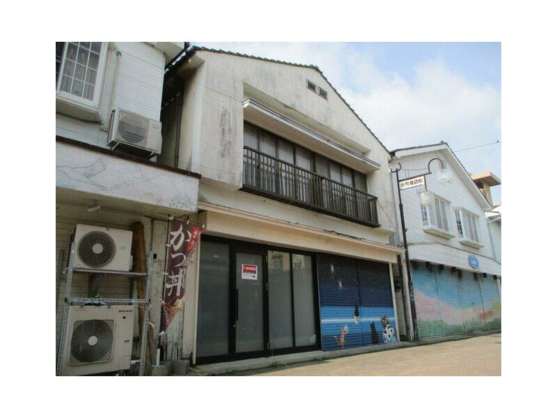 Takushi City, Kitataku Town, Oaza Koji (Taku Station) 2-story building 4LDK