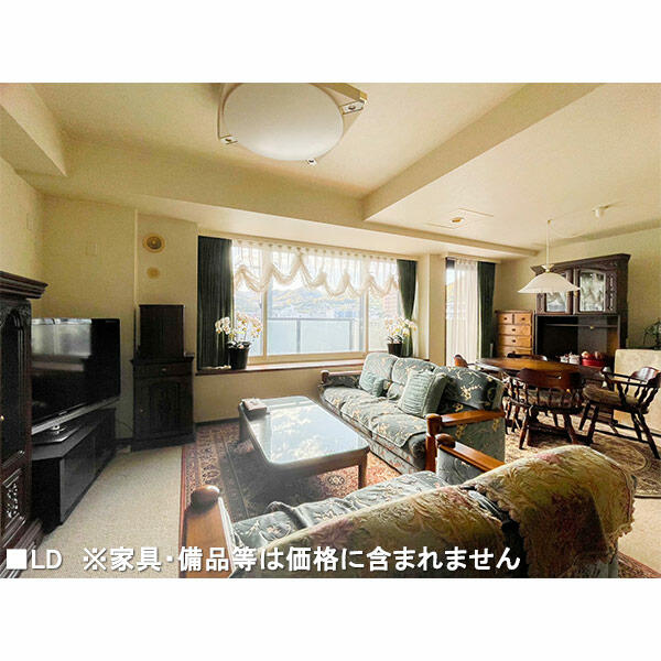 札幌市直接取引】リビングでもダイニングでもつかえるテーブル 札幌市直接取引】リビングでもダイニングでもつかえるテーブル