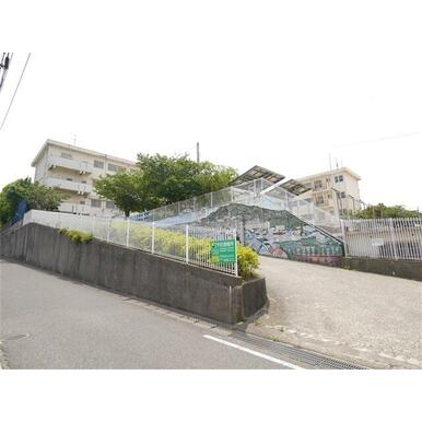 北九州市立横代小学校 距離：600m
