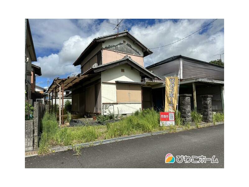 Koka-shi, Koka Mizuguchi-cho Kitawaki (Mizuguchi-jonan Sta.) 2F 4DK

4,900,000 yen