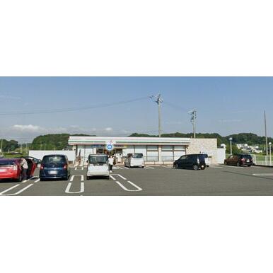 セブン-イレブン 菊川加茂店 距離：118m