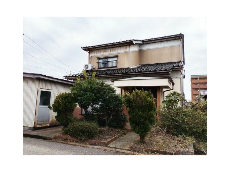 Takaoka City, Nomura (Echuu Nakagawa Station) 2-story building 5LDK