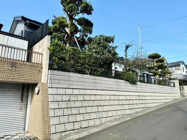 アットホーム】鹿児島市 花野光ヶ丘2丁目 2階建 6LDK アットホーム】鹿児島市 花野光ヶ丘2丁目 2階建 6LDK