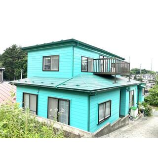 八戸市 大字沢里字沢里山 地上2階地下1階建 5DK