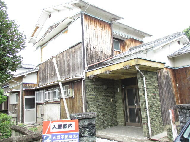 アットホーム 新居浜市 郷3丁目 多喜浜駅 6dk 提供元 有 フジ宅建不動産 新居浜市の賃貸一戸建て