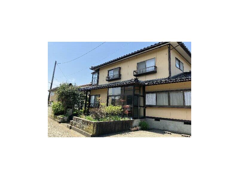 91 minutes on foot from JR Shin'etsu Main Line "Kashiwazaki" Station