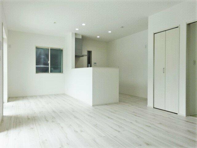 アットホーム 豊田市 東山町２丁目 越戸駅 2階建 ４ｌｄｋ 豊田市の新築一戸建て 提供元 ｋｅｉａｉ 豊田土橋駅前不動産センター すもまいｈｏｍｅ 株 一軒家 家の購入