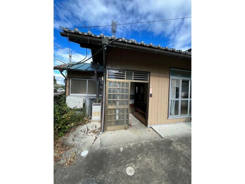 Shibukawa-shi, Akagi-cho, Tsukuda (Tsukuda station) 2F 4DK

1,700,000 yen