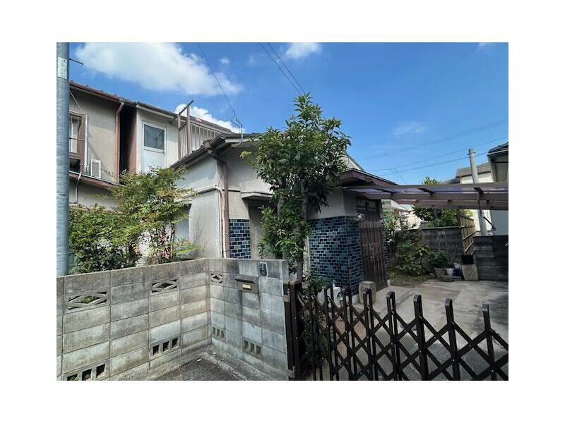 Takamatsu City, Kitamachi (Kitamachi Higashiguchi Station) Two-story building 4DK