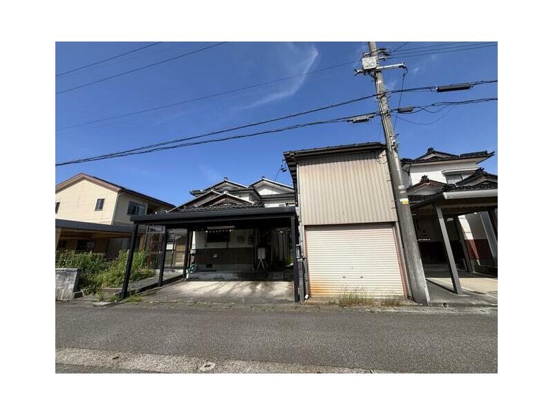 Toyama City, Inashiro (Sasazu Station) 2-story 7DK