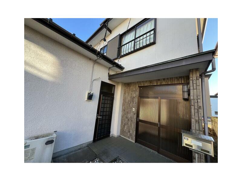 Mibu-cho, Shimotsuga-gun, Oaza Mibu-cho (Kuniya Sta.) 2F 5DK

3.8 million yen