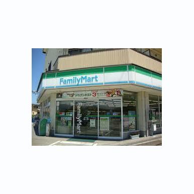 ファミリーマート 甲府酒折店 距離:203m