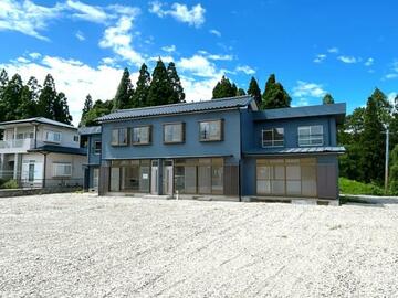 アットホーム】人吉市 原城町（相良藩願成寺駅） 2階建 7LDK